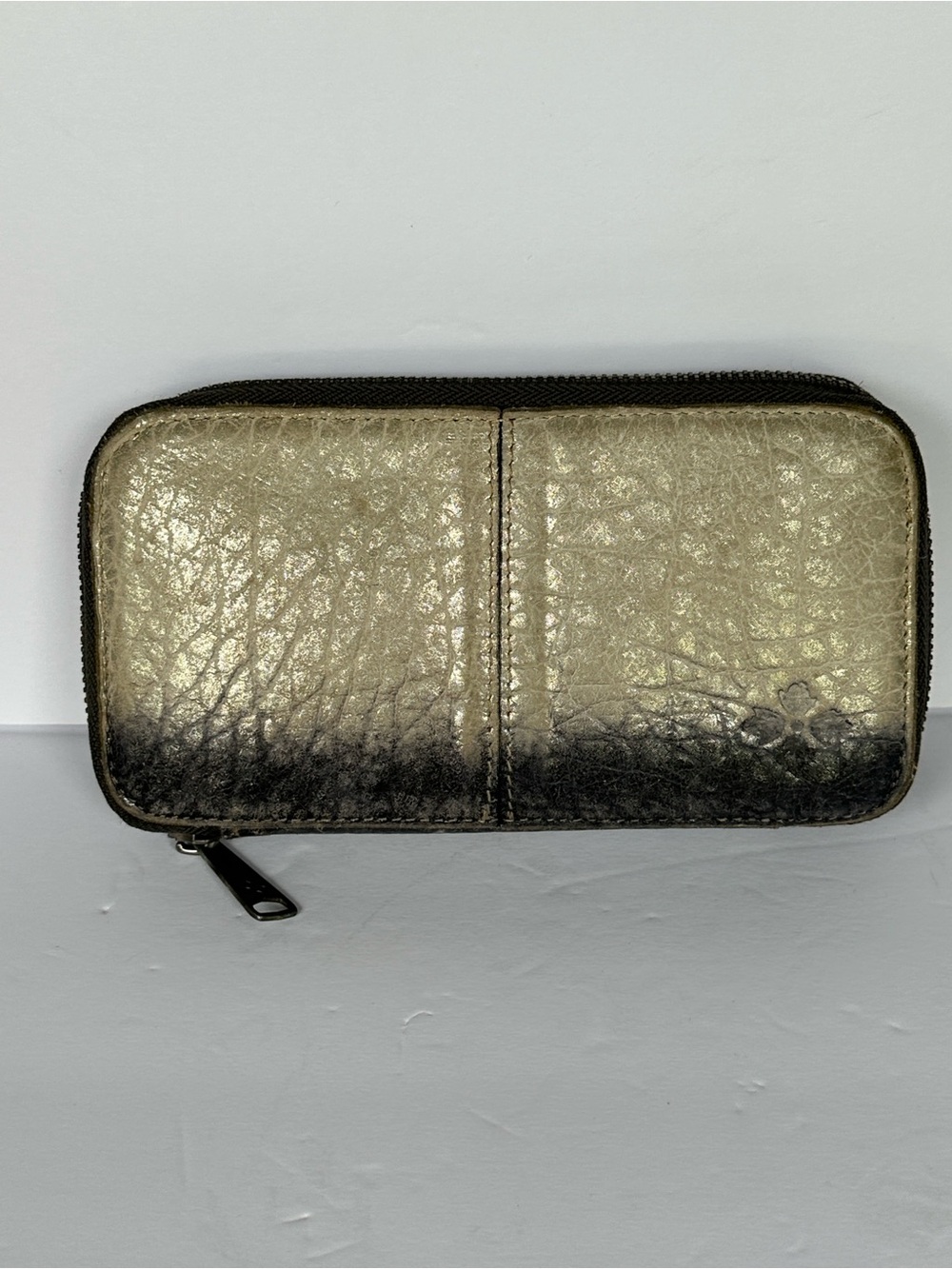 Patricia Nash zip-around leather wallet ombre distressed metallic gold & black